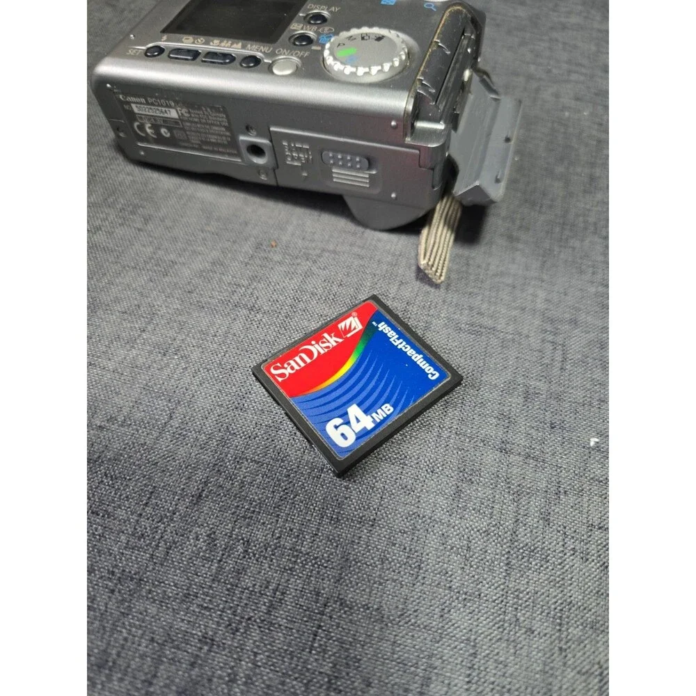FOR PARTS Canon PowerShot A40 2.0MP Digital Camera 3x Zoom